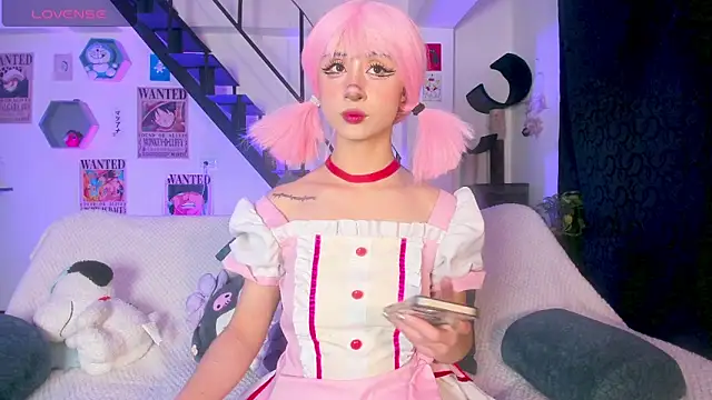 MonxxsLove online show from February 2026 04:39:02 AM