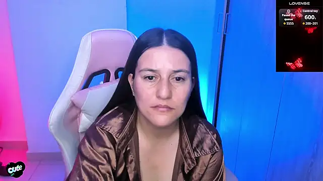 Saskyaa online show from April 2026 01:47:01 AM