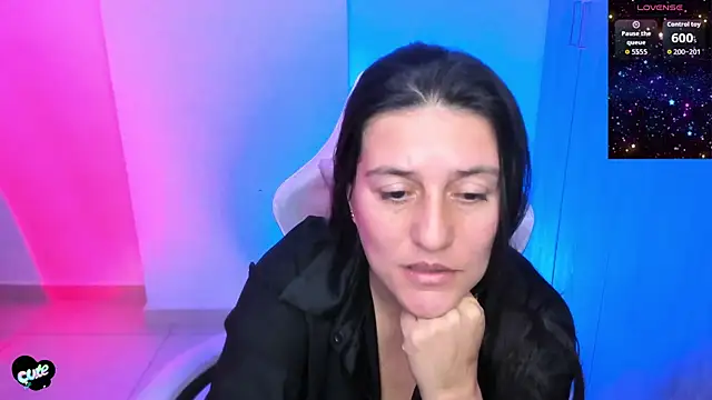 Saskyaa online show from May 2026 03:35:02 AM