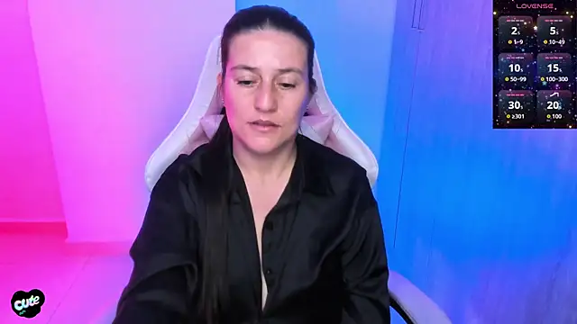 Saskyaa online show from May 2026 04:41:02 AM