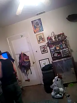 Snapshot of LongDickZee562 chatting on February 2025 03:56:01 AM LongDickZee562 online show from February 2025 03:56:01 AM