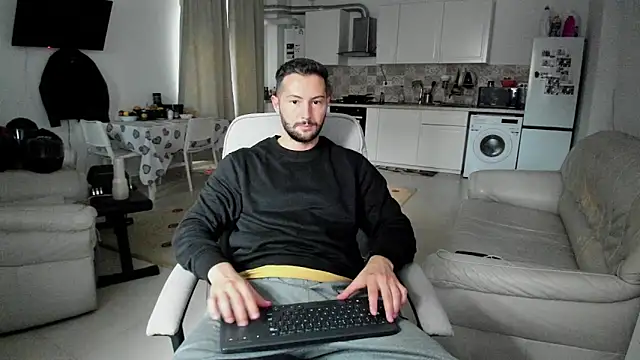 ZackFraser online show from October 2025 02:03:01 PM