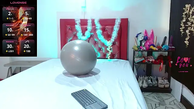 cleopatraa online show from January 2025 08:45:02 PM