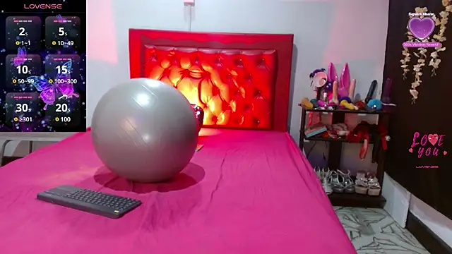 cleopatraa online show from January 2025 01:09:02 AM