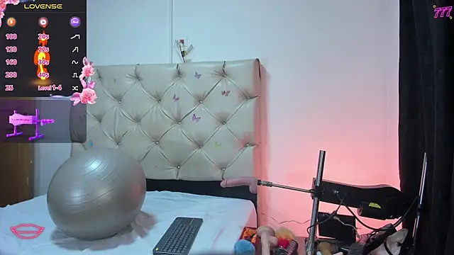 cleopatraa online show from May 2026 10:18:01 PM