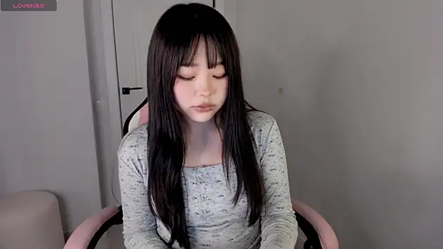 hee young11 online show from September 2025 01:24:02 PM