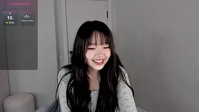 hee young11 online show from October 2025 11:37:01 PM