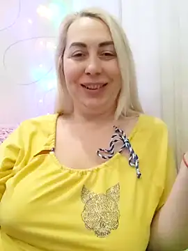 Snapshot of HotJanet chatting on January 2025 03:26:01 PM HotJanet online show from January 2025 03:26:01 PM