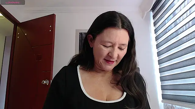  Alice Horny Gh online show from April 2026 05:54:01 PM