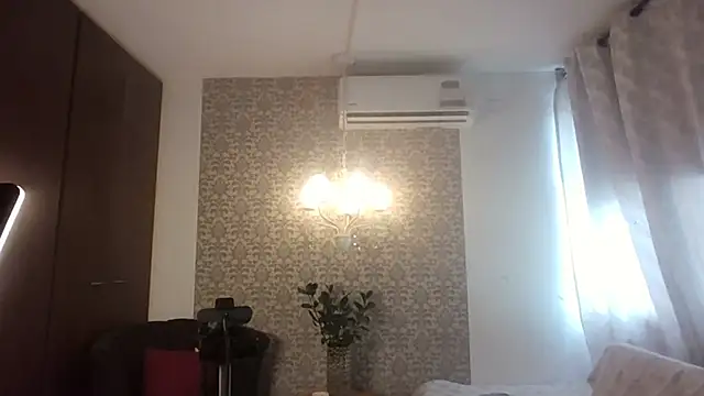 mabelsaravia online show from May 2026 06:48:01 PM