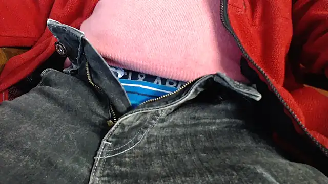 Snapshot of smoothandtiny chatting on March 2025 08:22:01 AM smoothandtiny online show from March 2025 08:22:01 AM