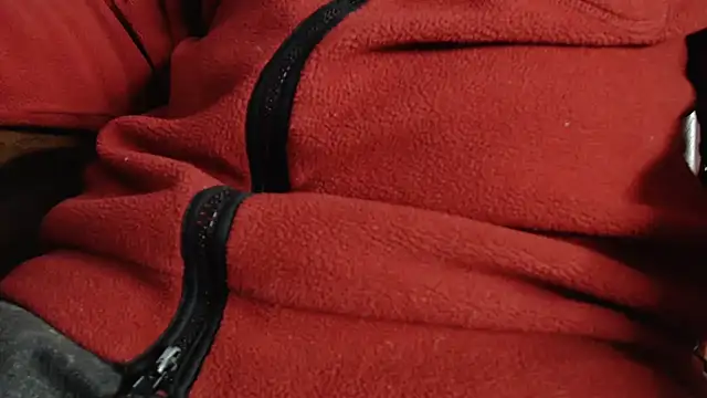 Snapshot of smoothandtiny chatting on March 2025 07:27:02 PM smoothandtiny online show from March 2025 07:27:02 PM