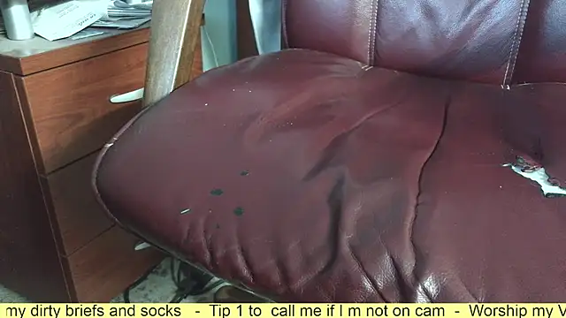 Snapshot of smoothandtiny chatting on October 2025 06:30:02 AM smoothandtiny online show from October 2025 06:30:02 AM