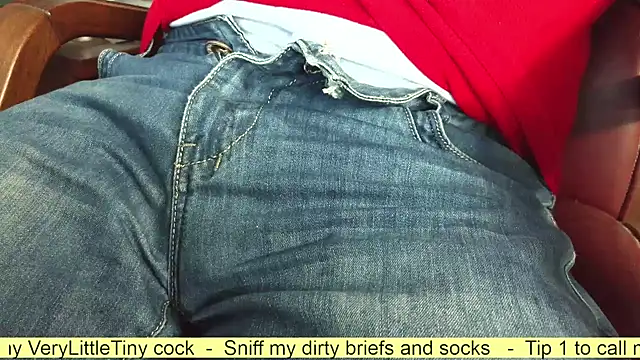 Snapshot of smoothandtiny chatting on October 2025 07:56:01 AM smoothandtiny online show from October 2025 07:56:01 AM