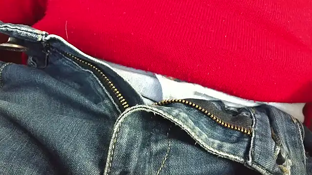 Snapshot of smoothandtiny chatting on October 2025 08:05:02 AM smoothandtiny online show from October 2025 08:05:02 AM