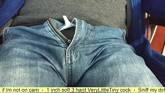 Snapshot of smoothandtiny chatting on November 2025 07:48:02 PM smoothandtiny online show from November 2025 07:48:02 PM