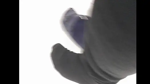 KIZLAZIMYaa online show from November 2025 05:02:01 PM