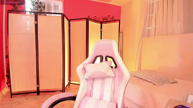 your khloe online show from October 2025 01:28:02 PM