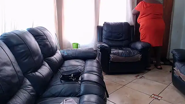 MATUREBUSSTY online show from March 2025 09:25:02 AM