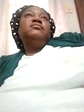 MATUREBUSSTY online show from September 2025 07:52:02 PM