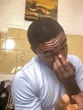 Pinepool21 online show from November 2025 08:11:01 PM