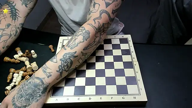layneinchains online show from July 2026 12:54:02 PM
