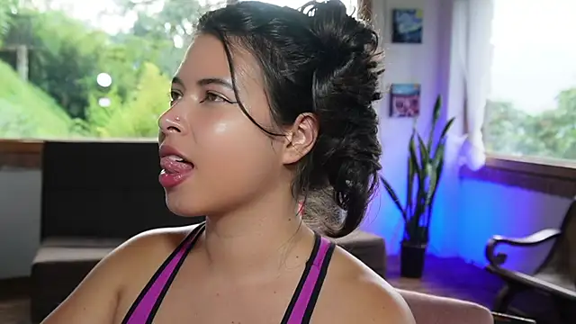 Kozzy  online show from November 2025 08:52:01 PM