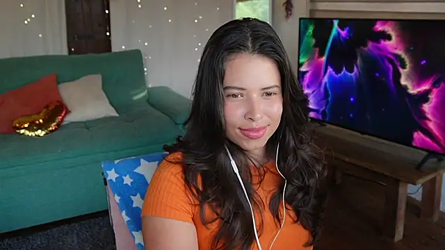 Snapshot of Kozzy_ chatting on May 2026 10:27:02 PM Kozzy online show from May 2026 10:27:02 PM