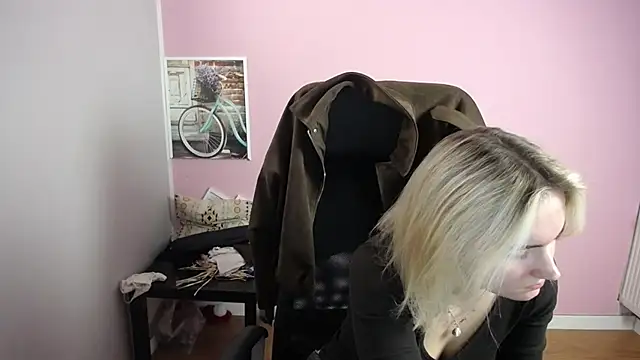 viktoria lovely online show from April 2026 09:49:01 AM