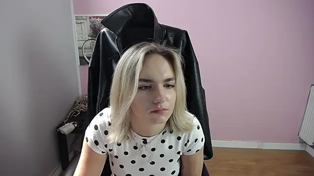 viktoria lovely online show from June 2026 08:39:01 AM