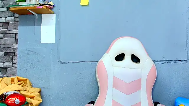 makena18 online show from February 2025 12:50:01 PM