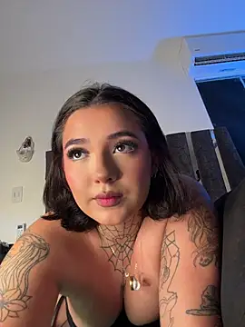 Snapshot of Ala_Rasi_ chatting on May 2026 03:37:02 AM Ala Rasi online show from May 2026 03:37:02 AM