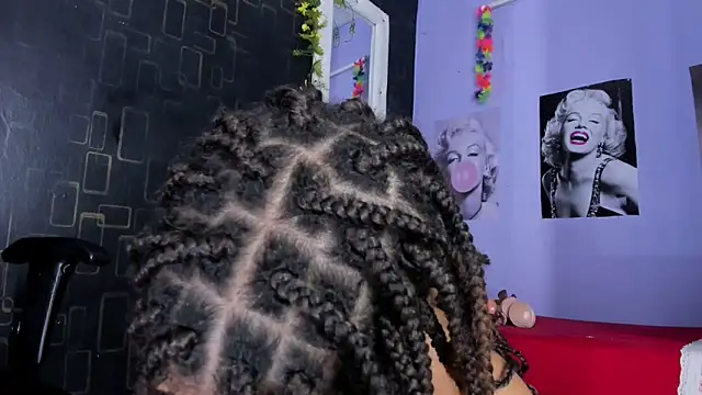 Alika01 online show from February 2025 04:43:01 PM