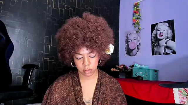 Alika01 online show from February 2025 09:49:01 PM