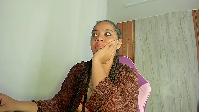 Alika01 online show from October 2025 05:12:02 PM