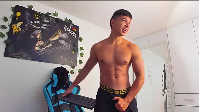 Snapshot of Bray_Kevin chatting on February 2025 01:11:01 AM Bray Kevin online show from February 2025 01:11:01 AM