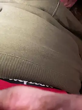 Snapshot of Helmut1971 chatting on December 2025 06:33:01 AM Helmut1971 online show from December 2025 06:33:01 AM