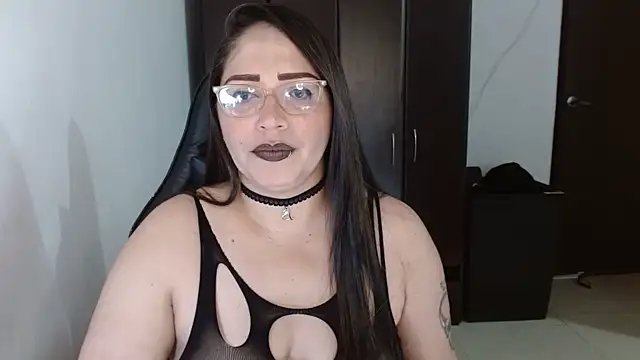 natashasmithe online show from October 2025 08:14:02 PM