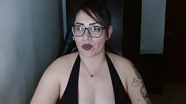 natashasmithe online show from May 2026 12:18:02 AM