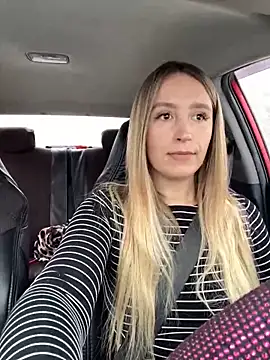 Snapshot of StasyWood chatting on December 2024 01:08:01 AM StasyWood online show from December 2024 01:08:01 AM