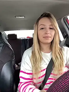 Snapshot of StasyWood chatting on January 2025 04:26:01 AM StasyWood online show from January 2025 04:26:01 AM