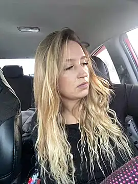 Snapshot of StasyWood chatting on January 2025 03:58:01 AM StasyWood online show from January 2025 03:58:01 AM