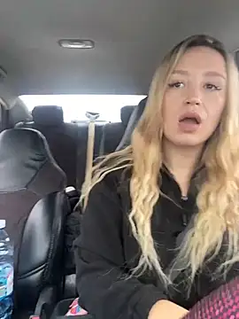 Snapshot of StasyWood chatting on January 2025 04:01:01 AM StasyWood online show from January 2025 04:01:01 AM