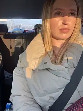 Snapshot of StasyWood chatting on February 2025 04:04:01 AM StasyWood online show from February 2025 04:04:01 AM