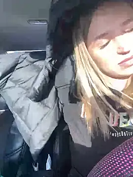 Snapshot of StasyWood chatting on February 2025 04:12:02 AM StasyWood online show from February 2025 04:12:02 AM