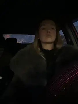 Snapshot of StasyWood chatting on November 2025 01:05:01 AM StasyWood online show from November 2025 01:05:01 AM