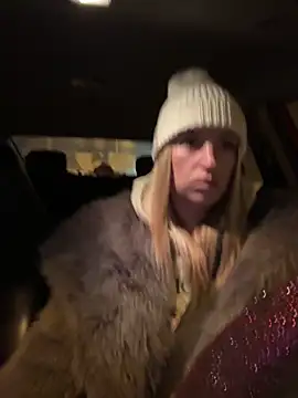 Snapshot of StasyWood chatting on February 2026 12:53:01 AM StasyWood online show from February 2026 12:53:01 AM