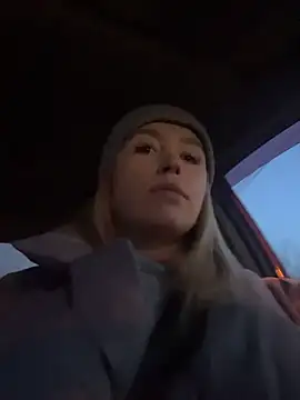 Snapshot of StasyWood chatting on February 2026 12:54:01 AM StasyWood online show from February 2026 12:54:01 AM