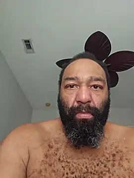 Bearhoney843 online show from December 2024 05:45:02 PM