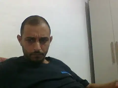 Snapshot of Pauzuudo01 chatting on October 2025 10:08:02 PM Pauzuudo01 online show from October 2025 10:08:02 PM